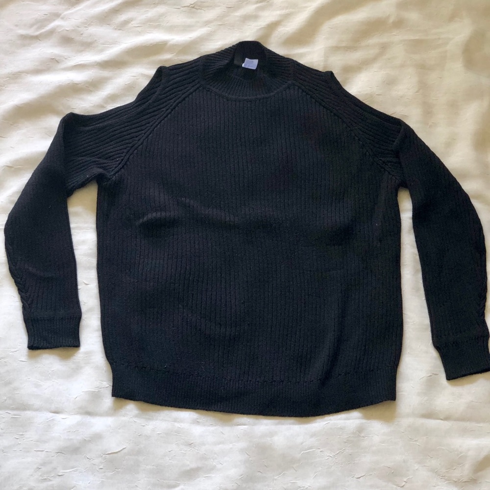 COLD SHOULDER SWEATER